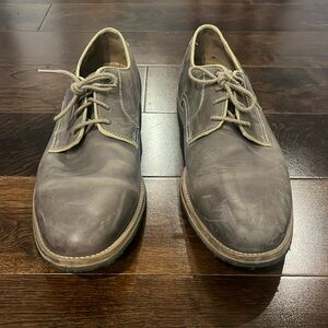 Men’s Johnston & Murphy Leather Lace Up Shoes.   Style 27-1158